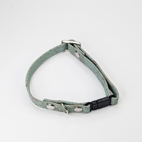Cork Breakaway Cat Collar in Light Blue - Picture 4 of 5